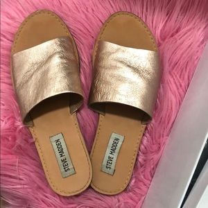 STEVE MADDEN SANDALS